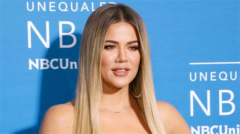 Feb 3, 2022 · KHLOE Kardashian shared a sultry photo of her own after her ex Tristan Thompson posted a shirtless selfie on social media. The reality star took to her Instagram Stories to promote her Good American brand with a half-naked snap of her modeling the clothes. 